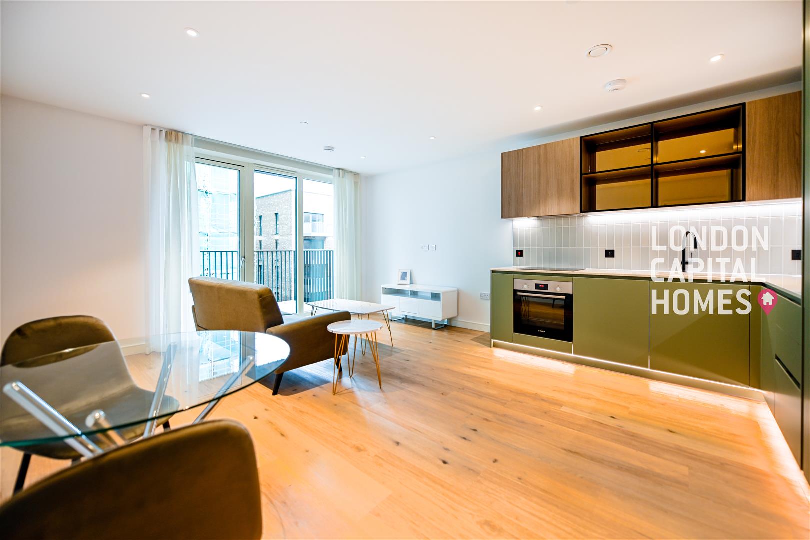 1 bed property in 2 Cedrus Avenue, Southall